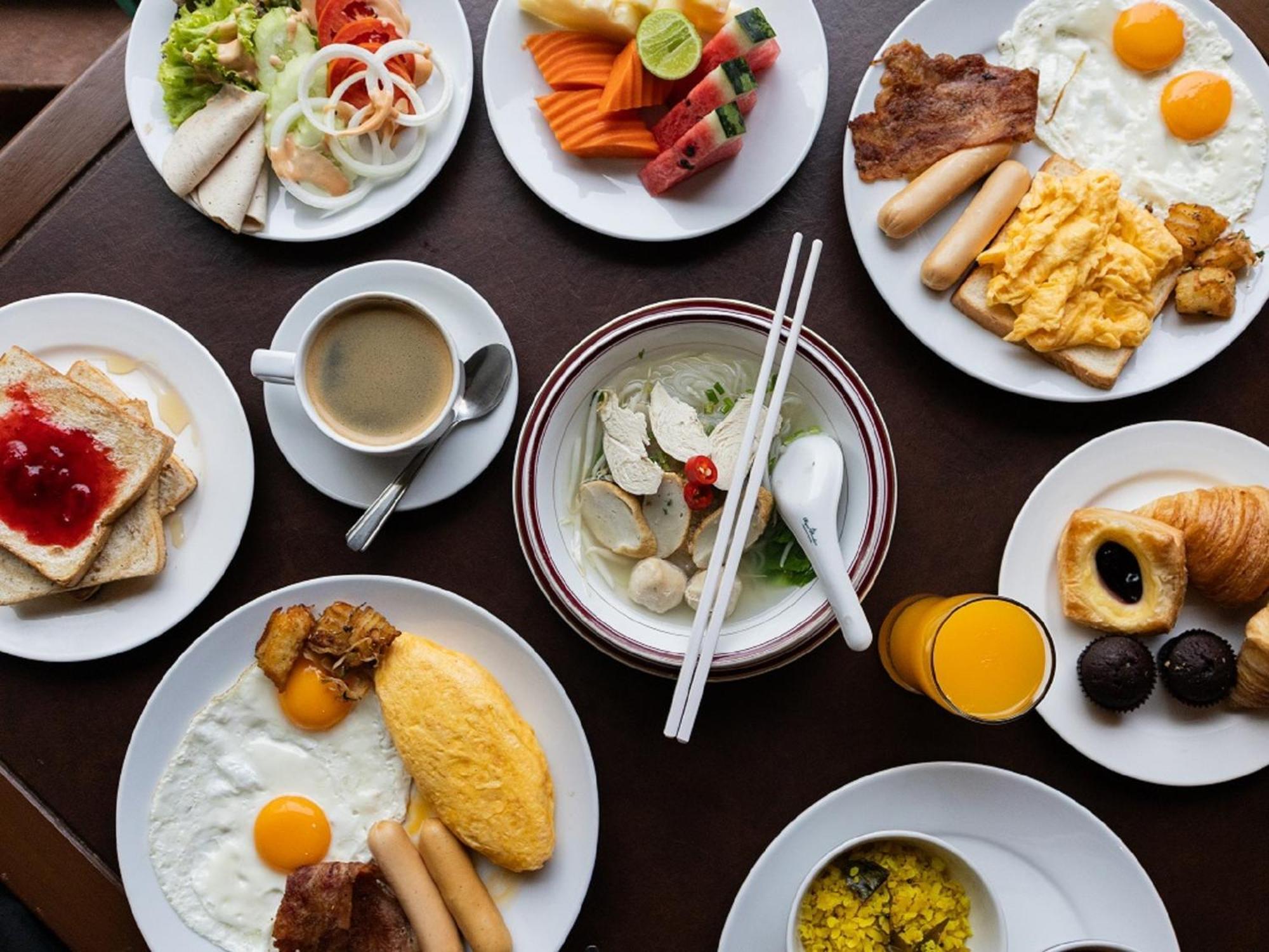 Rembrandt Hotel Bangkok Dış mekan fotoğraf